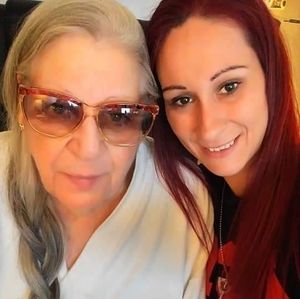 Meet your Posher, Annie